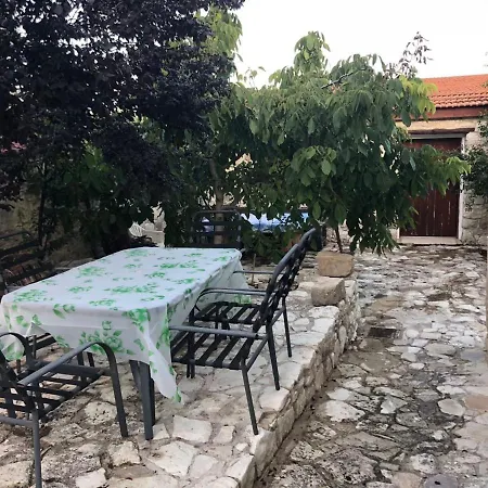 Salamiou Stone House 1 Domek alpejski Pafos